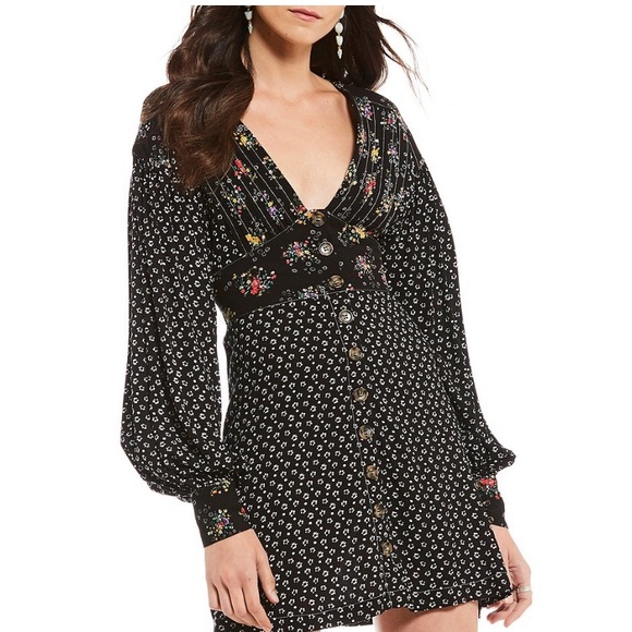 FREE PEOPLE WONDERLAND V-NECK FLORAL PRINT MINI DRESS, BLACK (NWT) - Picture 4 of 8